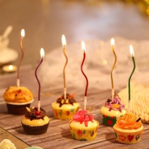 Metallic Twist Slim Spiral Birthday Candle 12-pcs Set